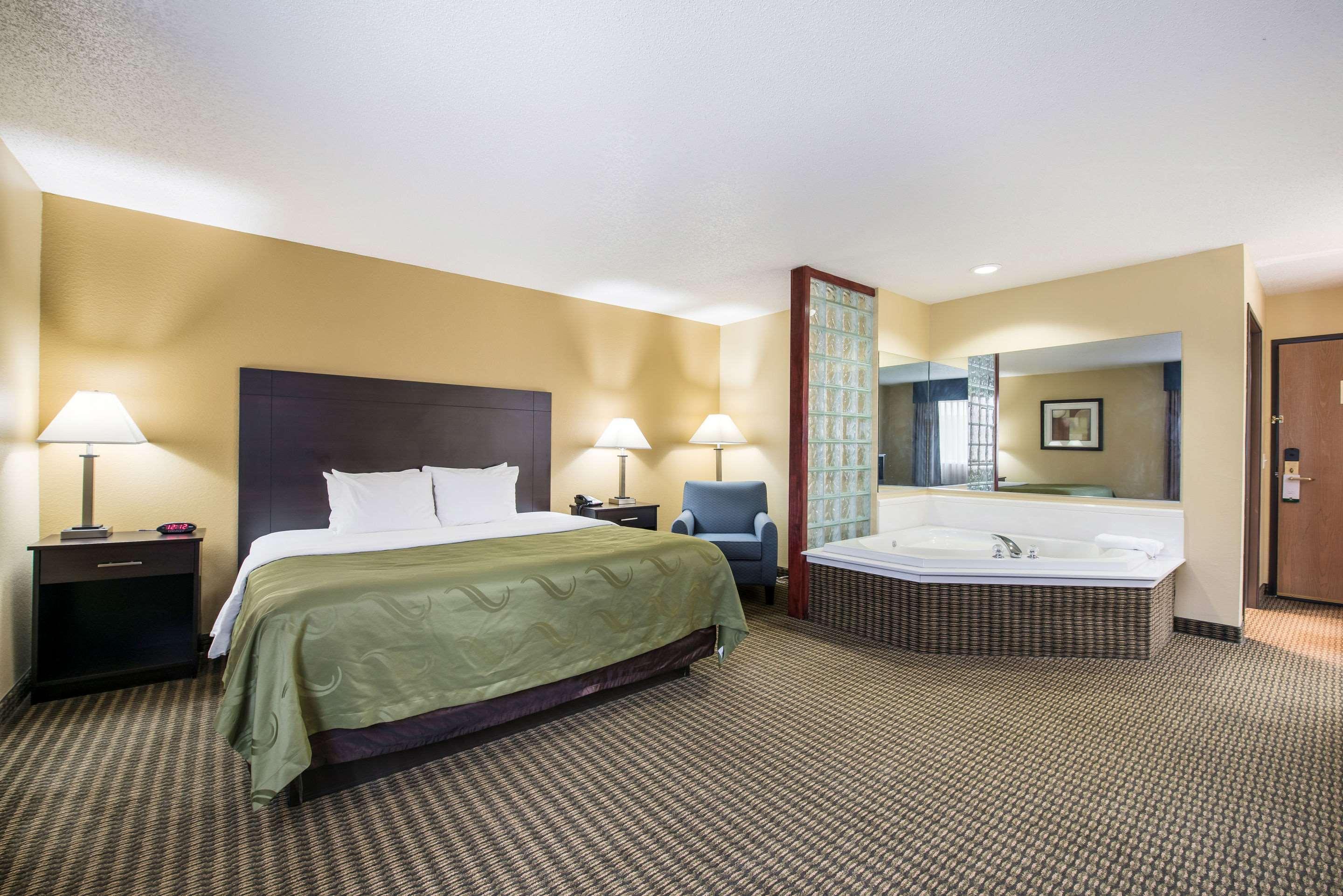 Quality & Hotel