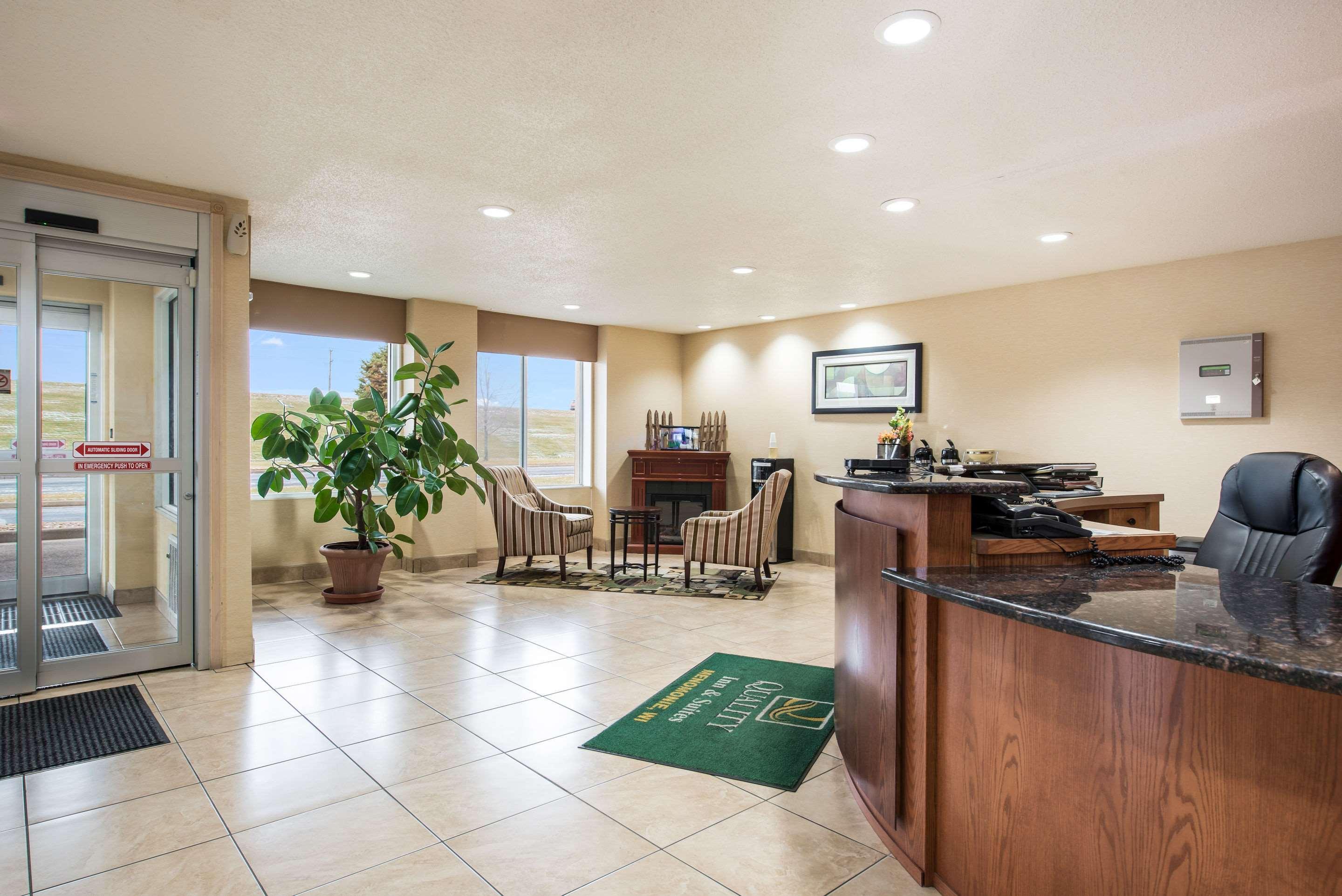 Hotel Quality & Menomonie