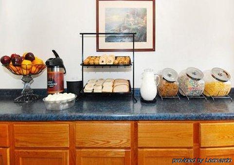 Hotel Quality & Menomonie